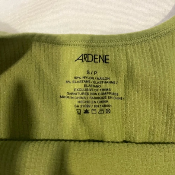 Set of 2 ardene shirts (can be sold individually) - Picture 3 of 3